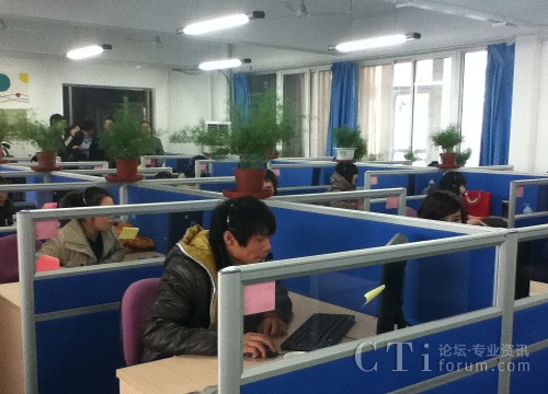 ����&shy;-���ƺ������Ļ�����ϯ�F(xi��n)��