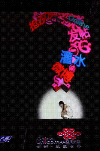 �ڽ���5�µ�һ����ý�w�������Ї�(li��n)ͨչʾ����ӡ��֡��W(w��ng)���������оͰ�����΢��